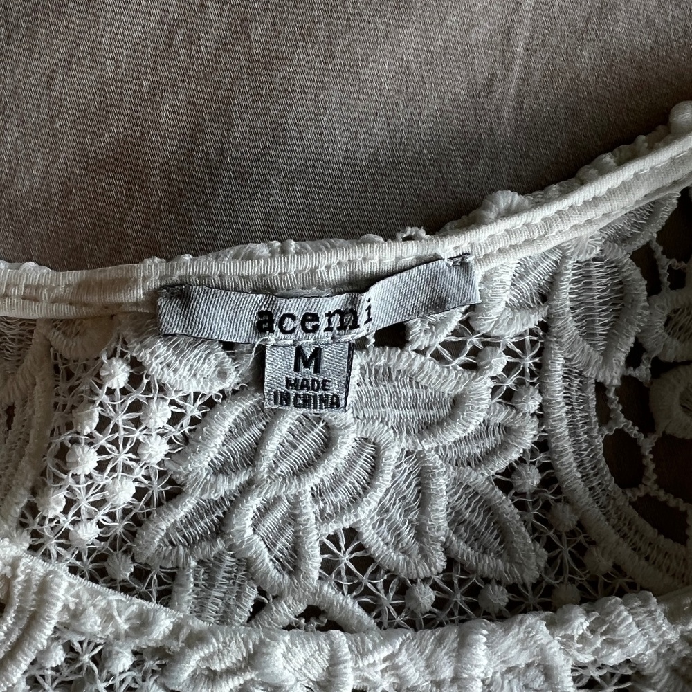 Ivory Lace Shell Top - Picture 4 of 4
